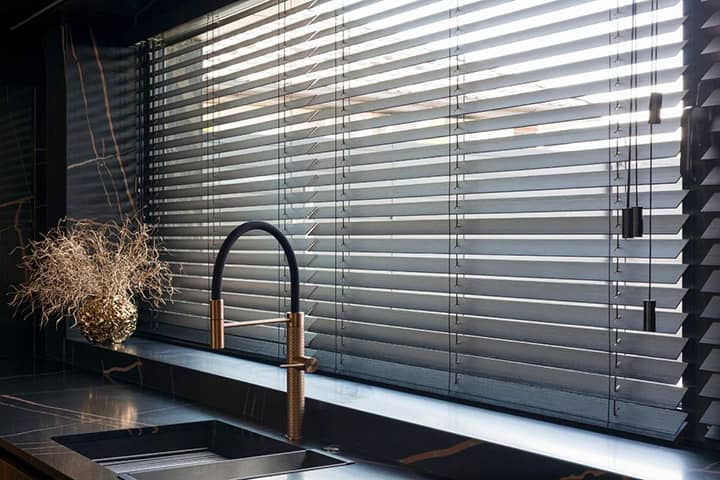 پرده کرکره ای در مازندران