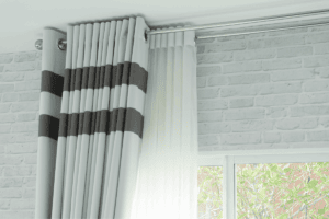 مزایا و معایب پرده پانچی